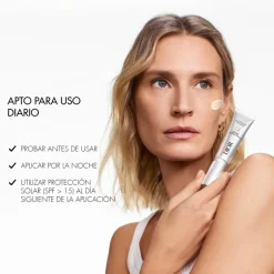 CAPTURE TOTALE RETISHOTConcentrado de noche con retinol - renovador de la calidad de la piel