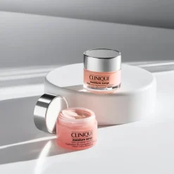 MOISTURE SURGE™ SPF 25 SHEER HYDRATOR